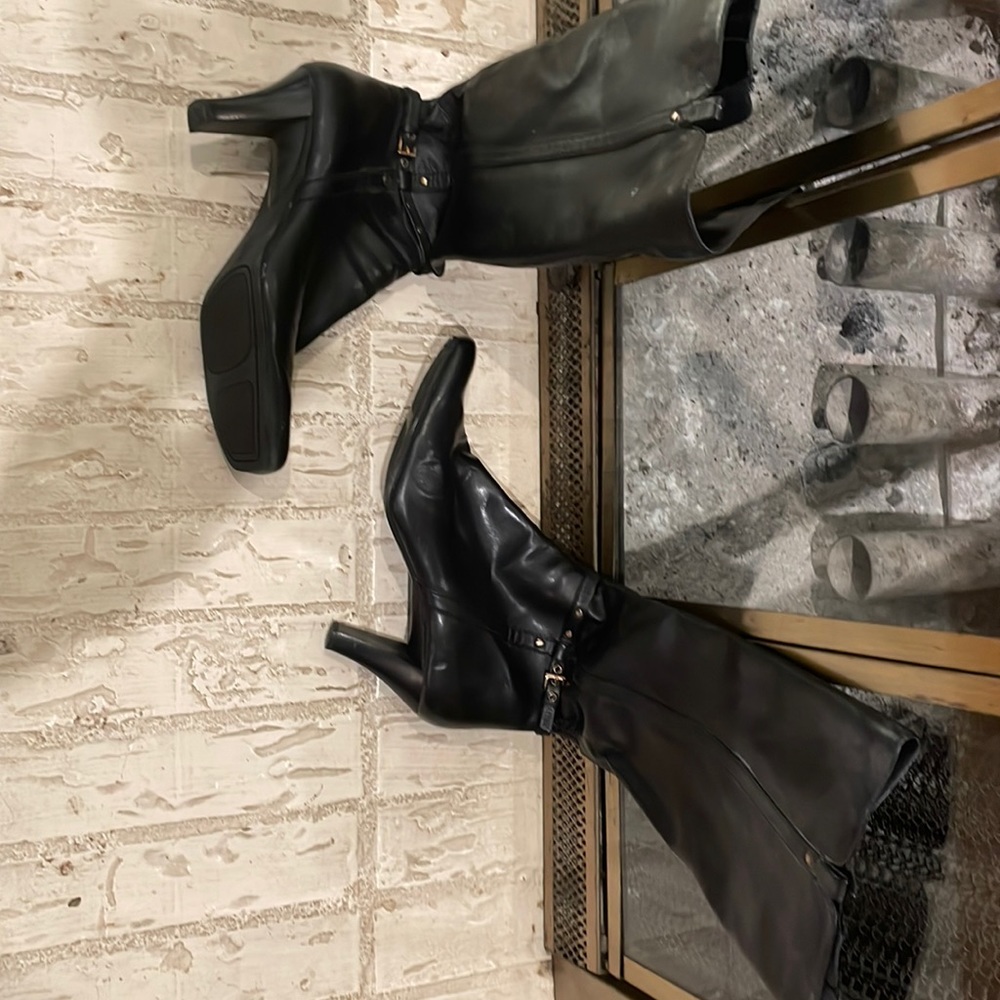 Liz Claiborne boots